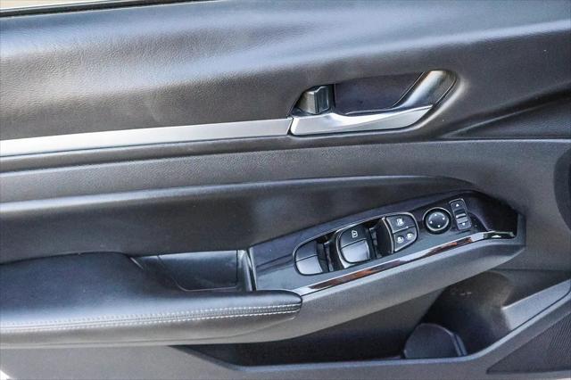 2024 Nissan Altima SL FWD