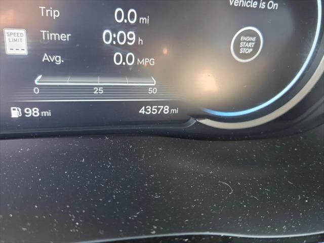 2025 Genesis GV70 2.5T AWD