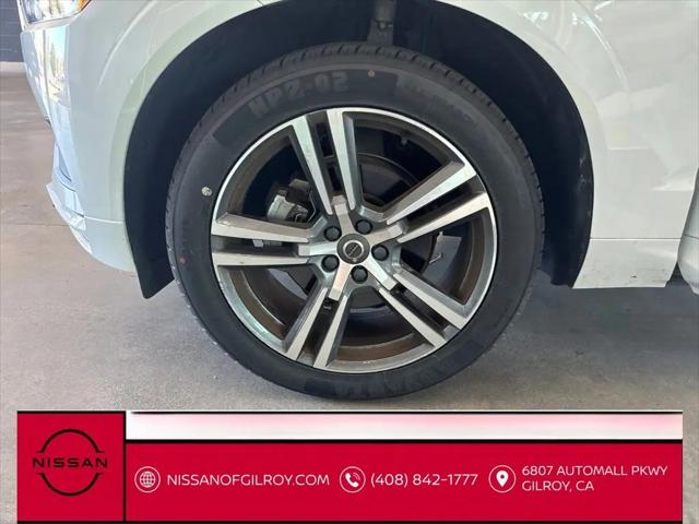2021 Volvo XC60 T5 Momentum