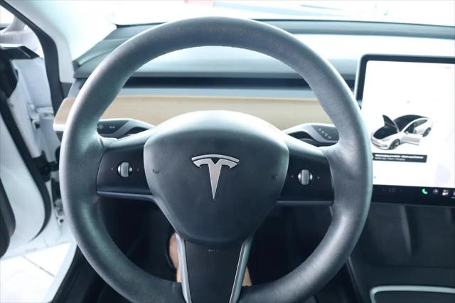 2021 Tesla Model 3 Standard Range Plus Rear-Wheel Drive