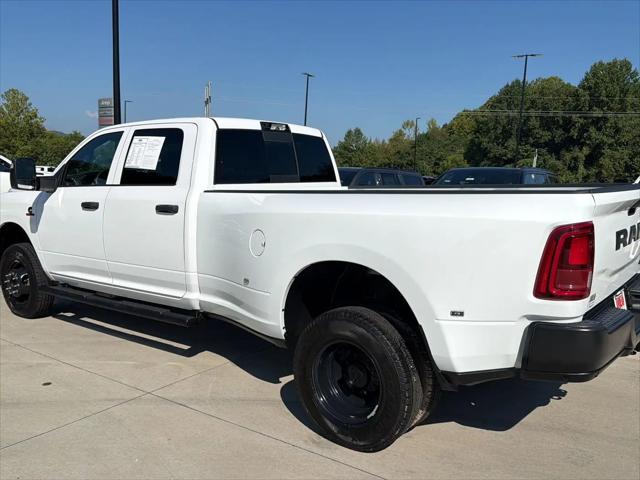 2025 Ram 3500 Tradesman Crew Cab 4x4 8 Box