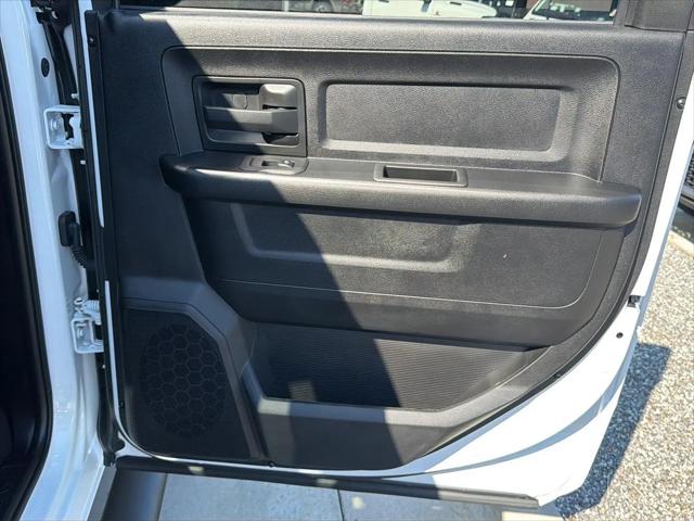 2025 Ram 3500 Tradesman Crew Cab 4x4 8 Box
