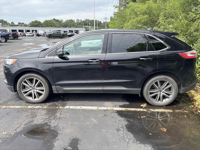 2021 Ford Edge Titanium