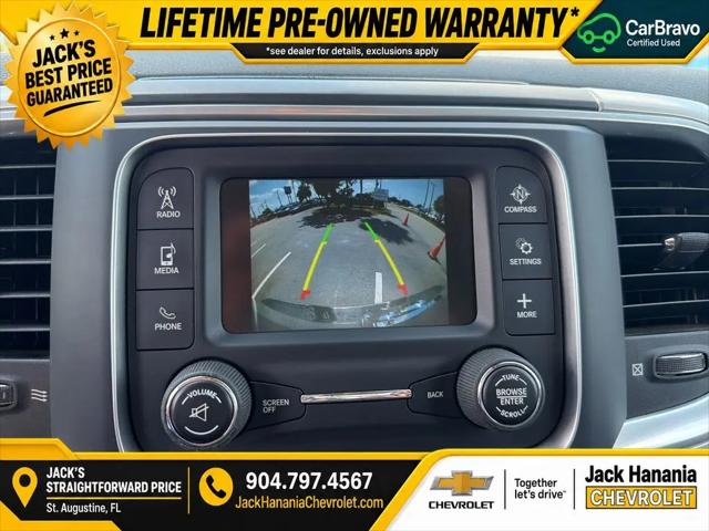 2019 Ram 1500 Classic SLT Crew Cab 4x4 64 Box