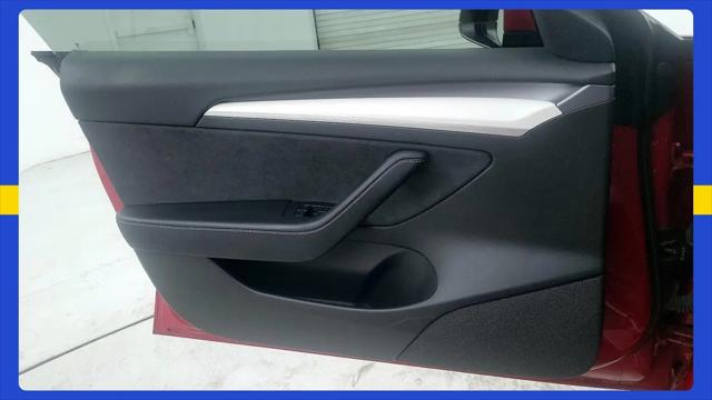 2021 Tesla Model 3 Standard Range Plus Rear-Wheel Drive