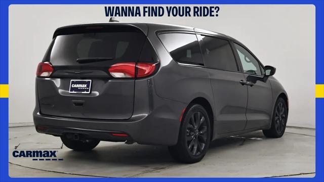 2020 Chrysler Pacifica Touring