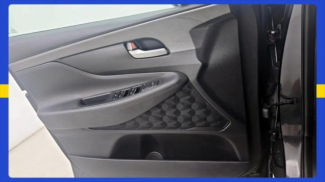 2021 Hyundai Santa Fe SE