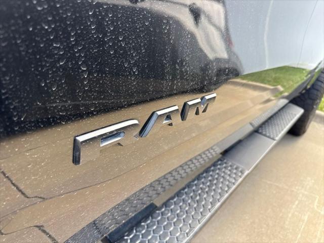 2019 Ram 1500 Big Horn/Lone Star Crew Cab 4x4 5'7" Box