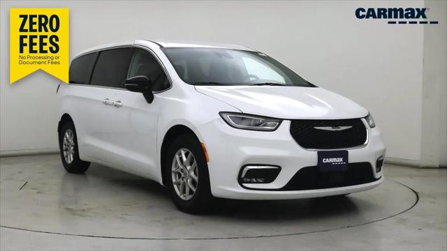 2024 Chrysler Pacifica Touring L for sale in Newark, DE