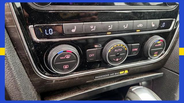 2018 Volkswagen Passat 2.0T SEL Premium
