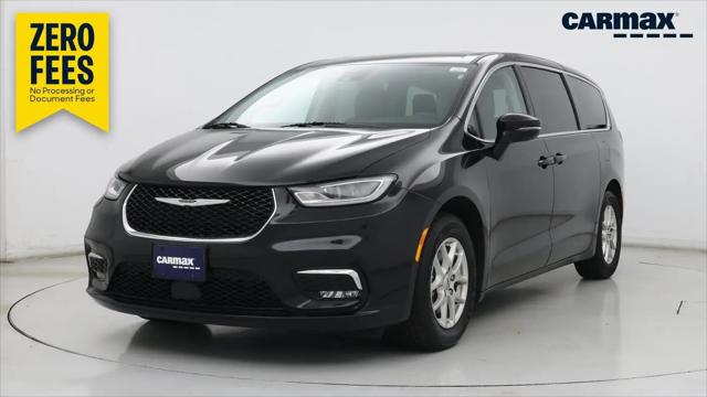 2024 Chrysler Pacifica Touring L for sale in Brooklyn Park, MN