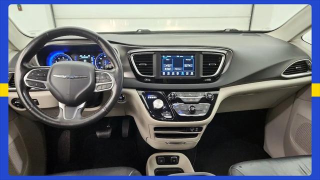 2020 Chrysler Pacifica Touring L
