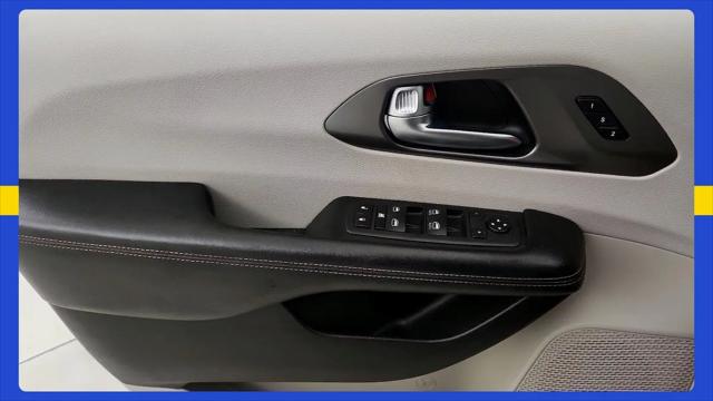 2020 Chrysler Pacifica Touring L