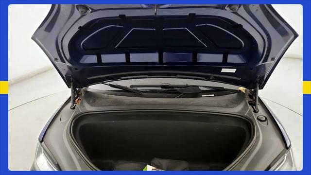 2022 Tesla Model X Dual Motor All-Wheel Drive