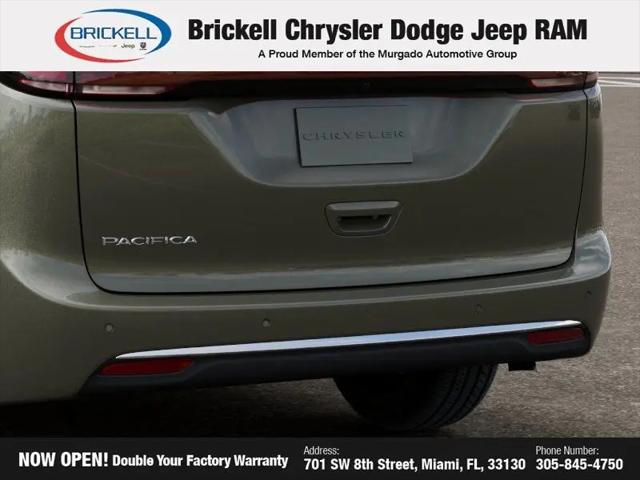 2027 Chrysler Pacifica Select