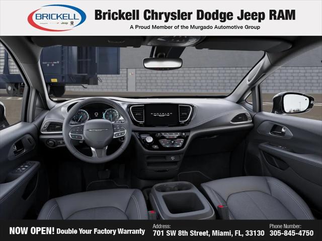 2027 Chrysler Pacifica Select