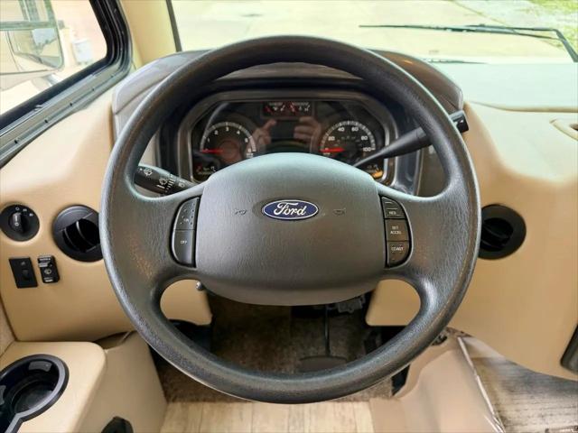 2018 Ford E-450 Stripped E-450