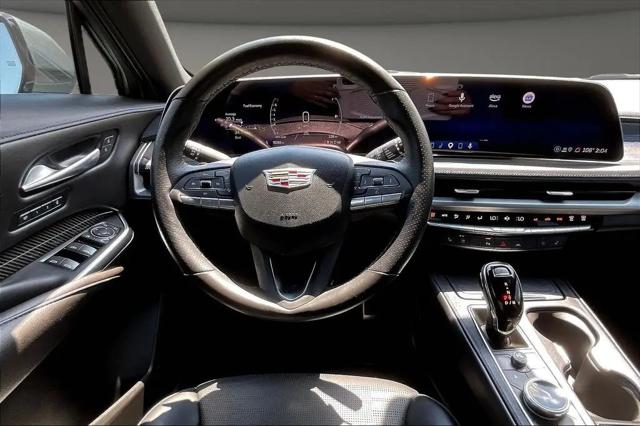 2025 Cadillac XT4 FWD Sport