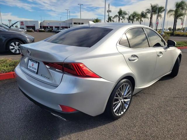 2017 Lexus IS 200t IS Turbo
