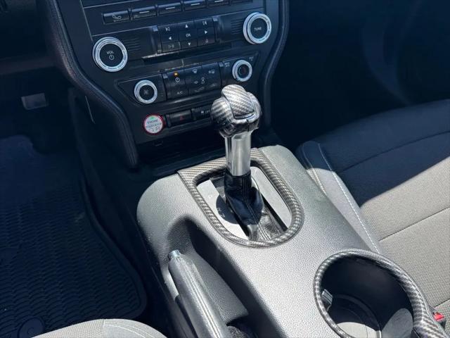 2016 Ford Mustang V6