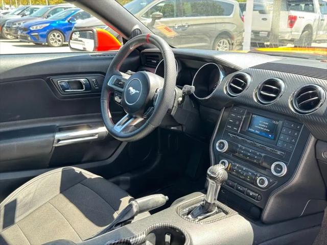 2016 Ford Mustang V6