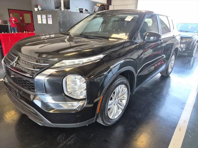 2022 Mitsubishi Outlander ES 2.5 2WD for sale in Muskogee, OK