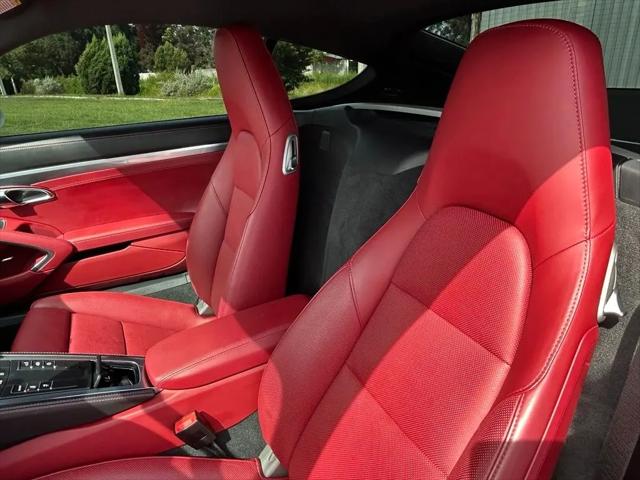 2021 Porsche 718 Cayman S