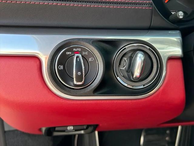 2021 Porsche 718 Cayman S
