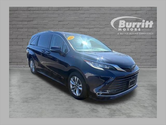 2024 Toyota Sienna LE for sale in Oswego, NY
