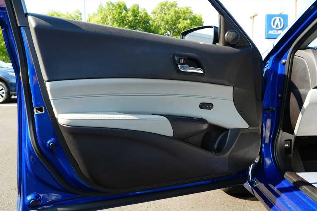 2016 Acura ILX Premium Package