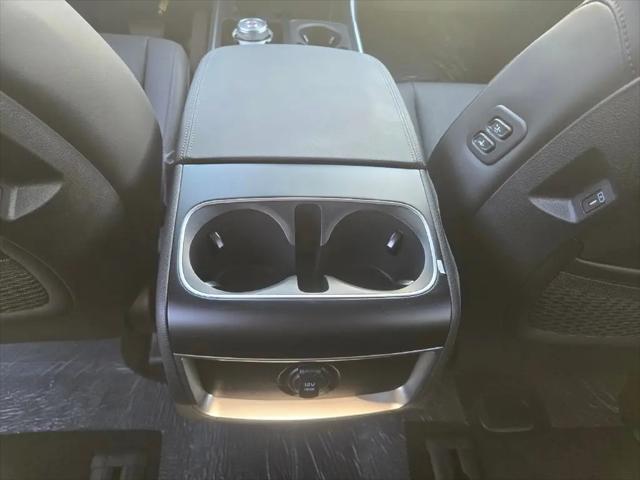 2027 Kia Carnival EX