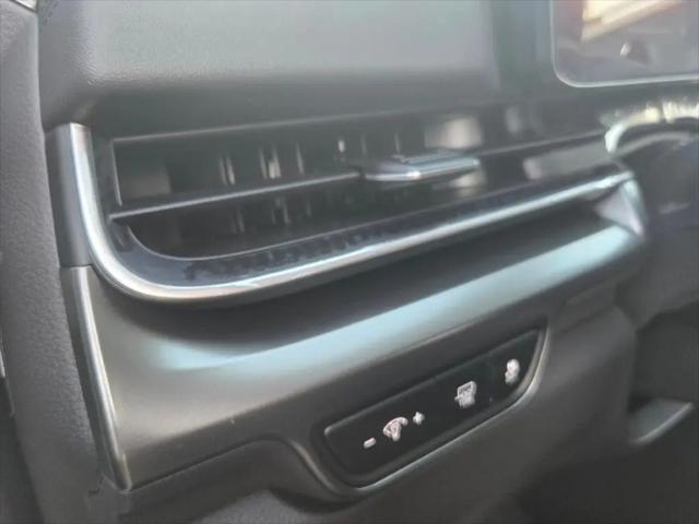 2027 Kia Carnival EX