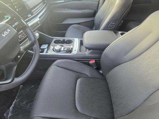 2027 Kia Carnival EX
