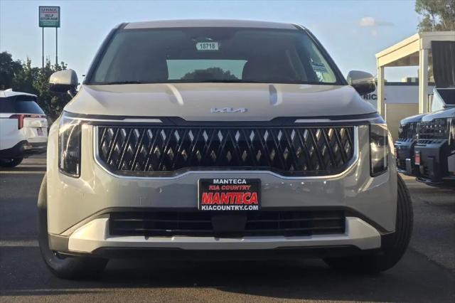 2027 Kia Carnival LXS