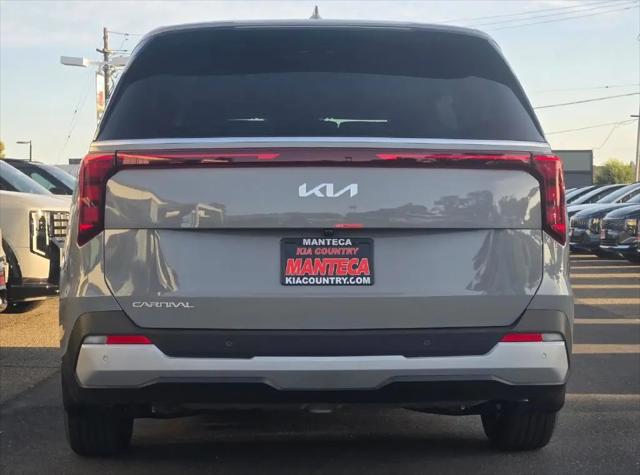 2027 Kia Carnival LXS
