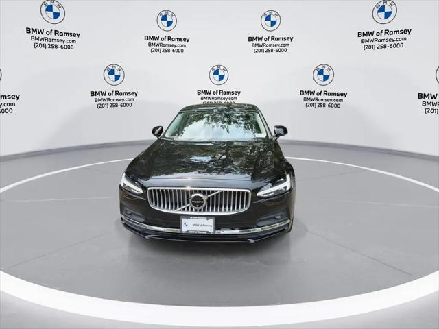 2025 Volvo S90 B6 Plus