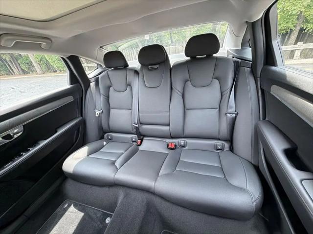 2025 Volvo S90 B6 Plus