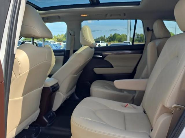 2021 Toyota Highlander Platinum