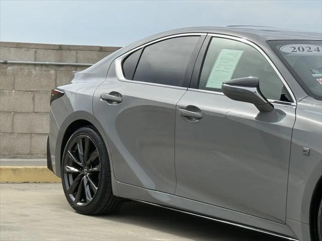 2024 Lexus IS 350 F SPORT Design