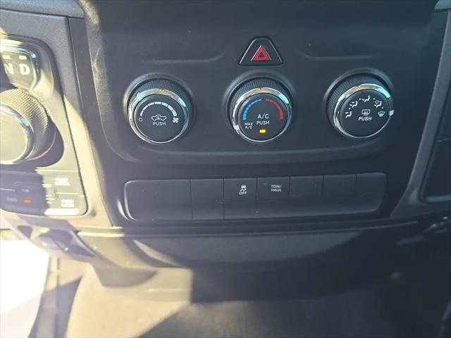2019 Ram 1500 Classic Express Quad Cab 4x4 64 Box
