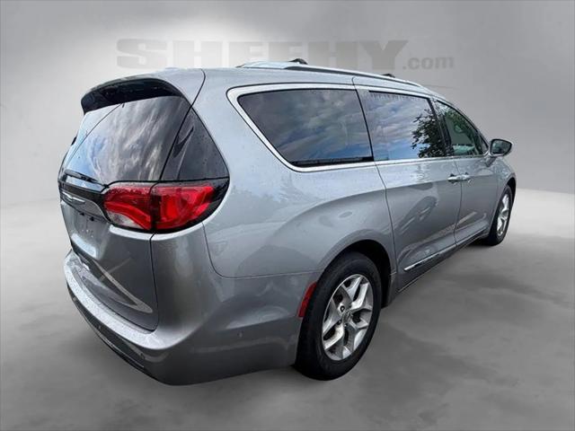 2017 Chrysler Pacifica Touring-L Plus