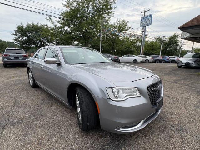 2016 Chrysler 300 300C
