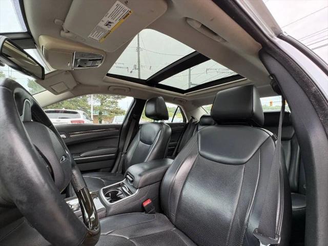 2016 Chrysler 300 300C