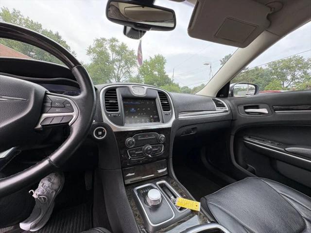 2016 Chrysler 300 300C