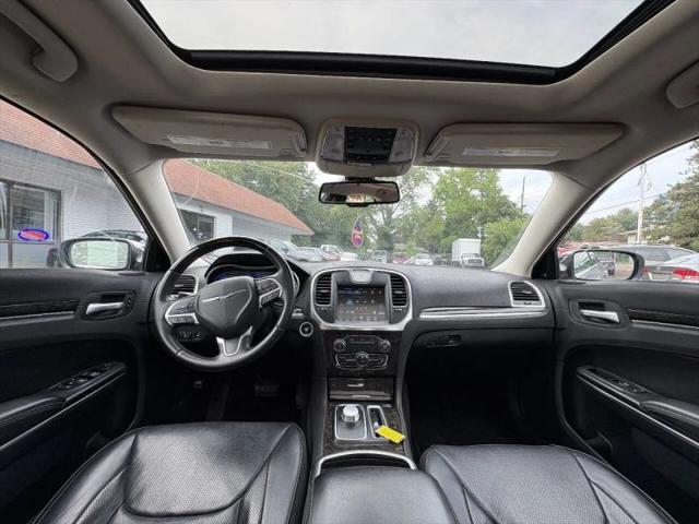 2016 Chrysler 300 300C