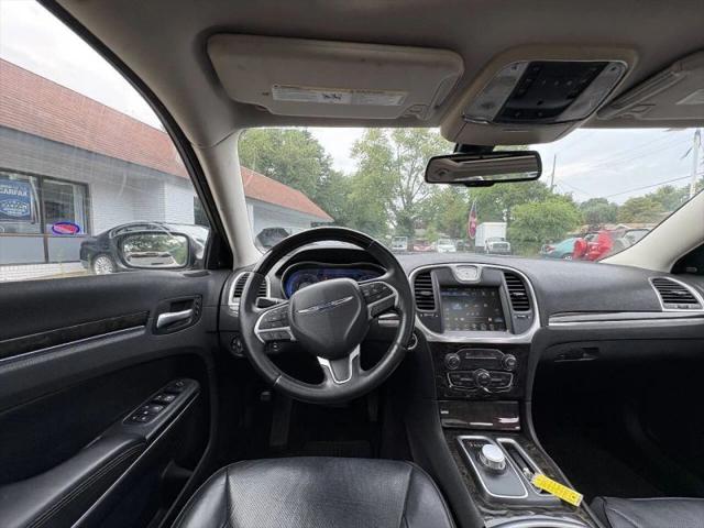 2016 Chrysler 300 300C