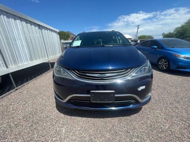 2017 Chrysler Pacifica Hybrid Platinum