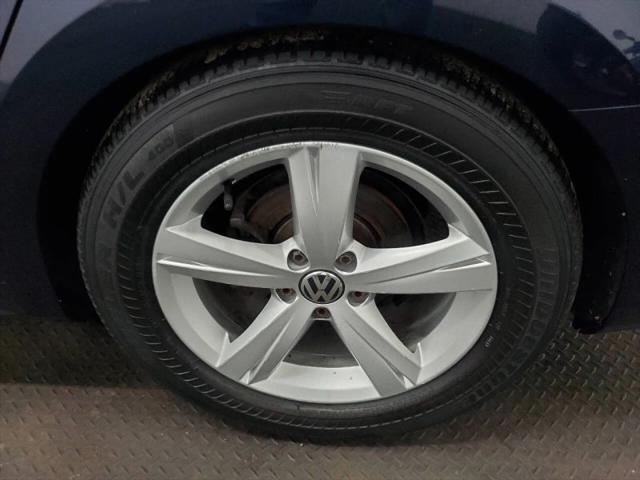 2015 Volkswagen Passat 1.8T Limited Edition