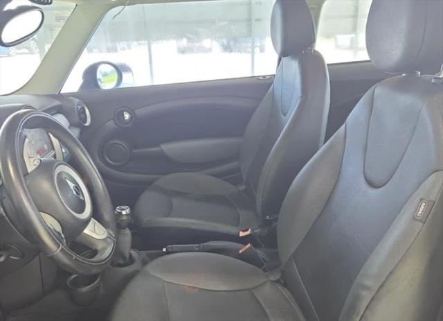 2010 MINI Cooper Cooper