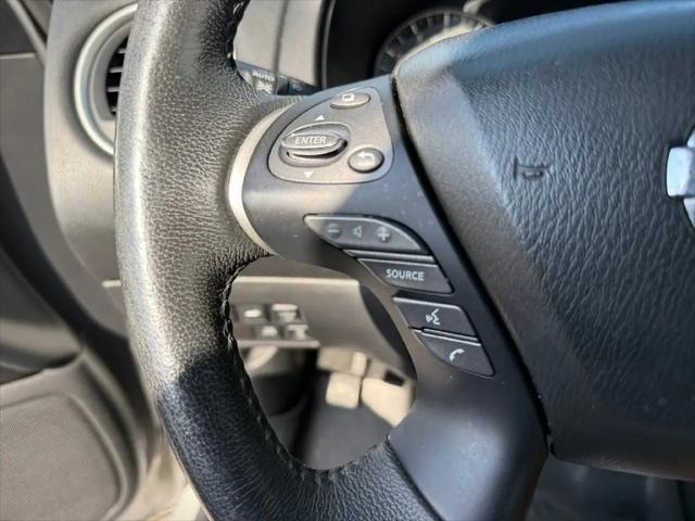 2015 Nissan Pathfinder SL
